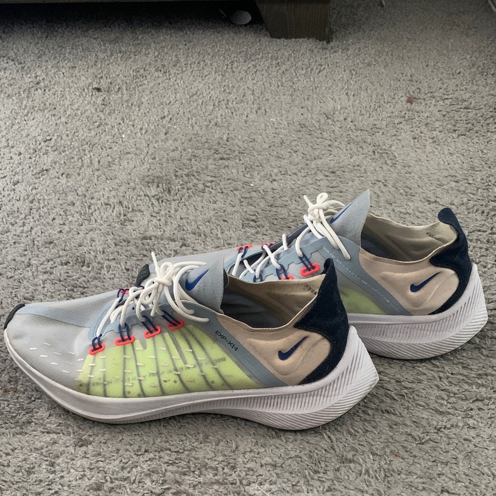 Nike Sneakers with Neon Yellow and Navy Highlights